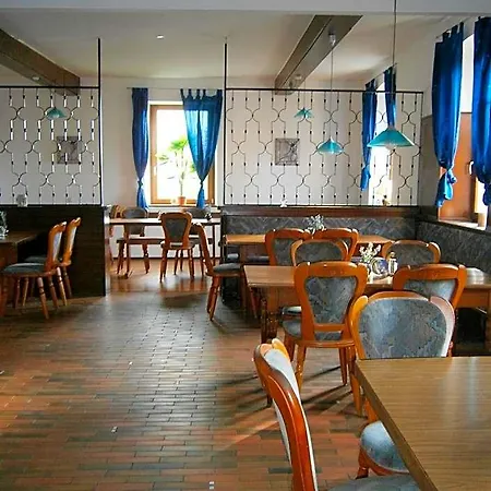 Hostel Strauss Waldbronn