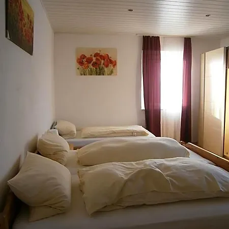 Strauss Hostel Waldbronn